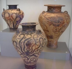 Mycenaean palace amphorae decorated with octopus, palm trees and birds 15th century BC - source Archaeological Museum, Athens